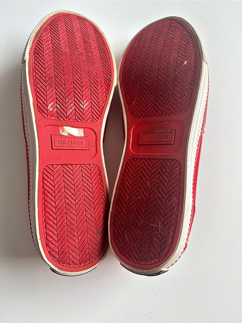 Tommy Hilfiger Canvas Boat Shoe Red & White US 10.5 - Picture 6 of 7